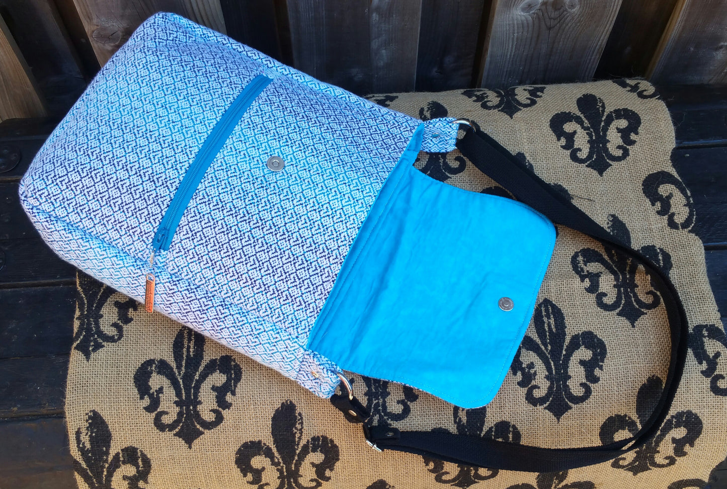 Taylor Cross Body Bag