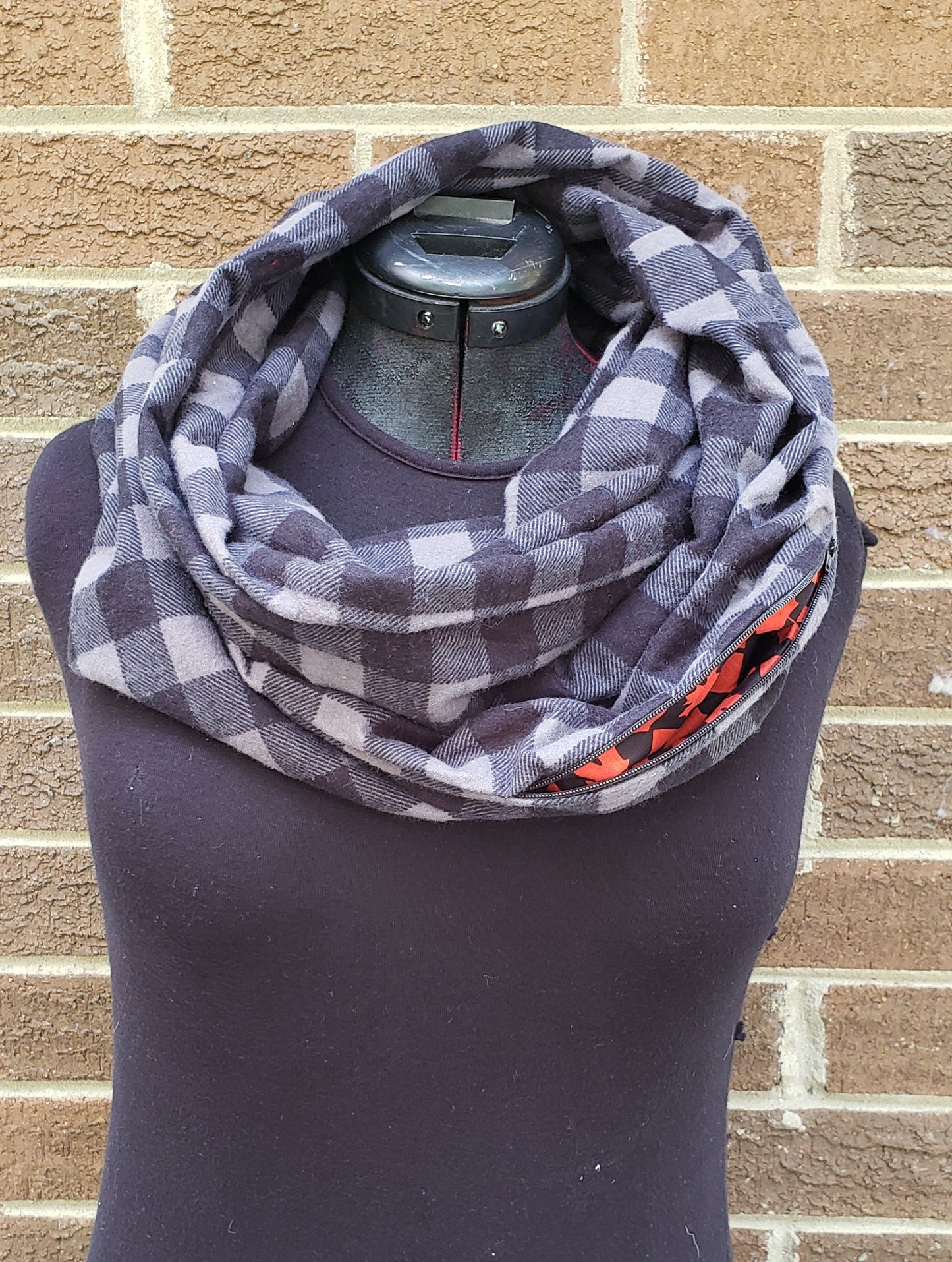 Infinity Scarf with pocket