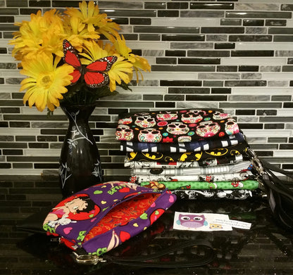 Heidi Foldover Clutch